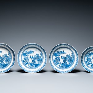 A Chinese blue and white 53-piece service, Qianlong — 照片 14