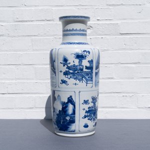 A Chinese blue and white 'antiquities and landscapes' rouleau vase, Kangxi — photo 12
