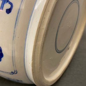 A Chinese blue and white 'antiquities and landscapes' rouleau vase, Kangxi — photo 35