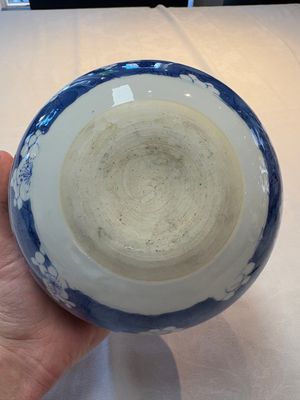 A Chinese blue and white 'antiquities' hookah base, Kangxi — photo 9