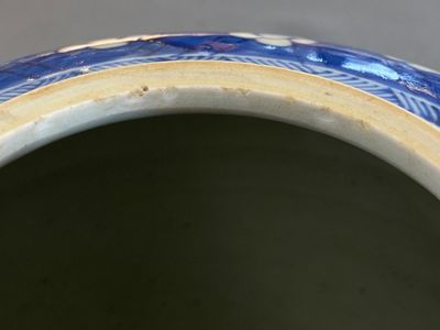 A Chinese blue and white ‘antiquities’ jar and cover, Kangxi — photo 14