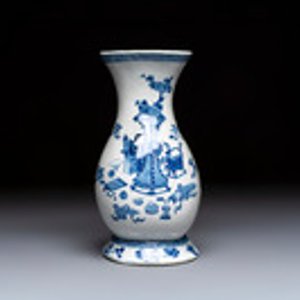 A Chinese blue and white 'Antiquities' wall vase, Kangxi — photo 1