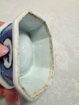 A Chinese blue and white 'Arbour' salt after Cornelis Pronk, Qianlong — photo 11