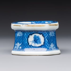 A Chinese blue and white 'Arbour' salt after Cornelis Pronk, Qianlong — photo 7
