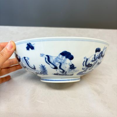 A Chinese blue and white 'Ba Xian Zhu Shou 八仙祝壽' bowl — photo 6