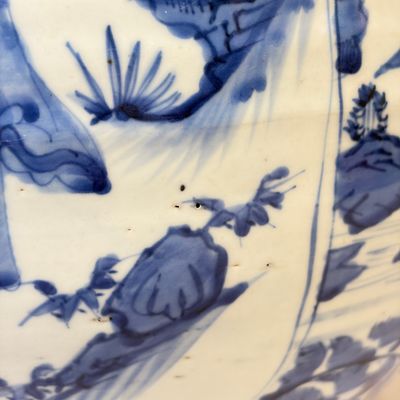A Chinese blue and white baluster vase and cover with narrative design — photo 5
