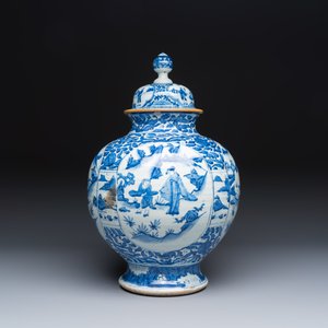 A Chinese blue and white baluster vase and cover with narrative design — photo 4