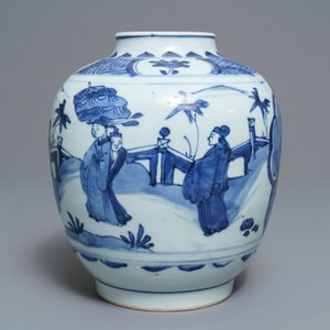 A Chinese blue and white baluster vase, Wanli/Tianqi — photo 2