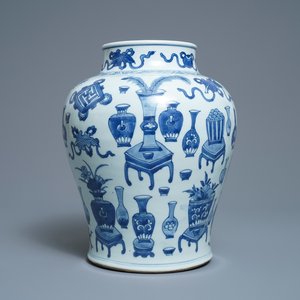 A Chinese blue and white baluster vase with antiquities, Kangxi — photo 1