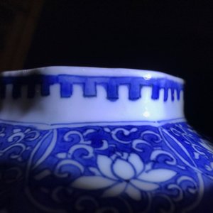A Chinese blue and white baluster vase with figural design, Transitional period — photo 11