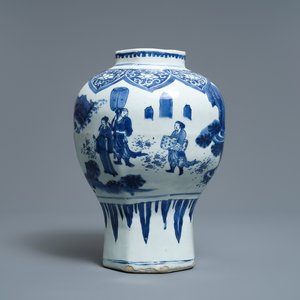 A Chinese blue and white baluster vase with figures in a landscape, Transitional period — photo 1