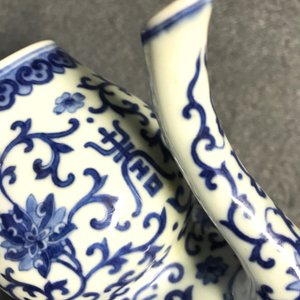 A Chinese blue and white 'bats and shou' jug, 19th C. — 照片 15