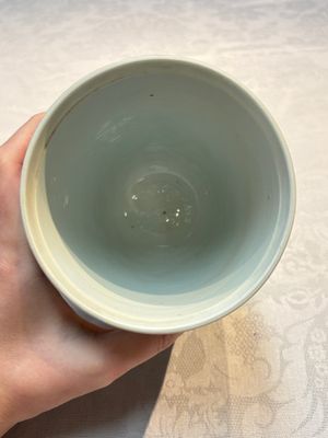 A Chinese blue and white beaker after a European silver model, lingzhi mark, Kangxi — photo 9