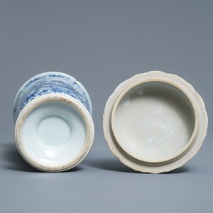A Chinese blue and white beaker with cover, Kangxi — photo 6
