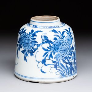 A Chinese blue and white bell-shaped water pot with birds among flowering branches, Kangxi — photo 1