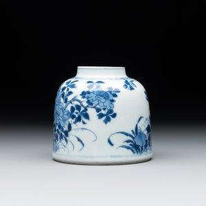 A Chinese blue and white bell-shaped water pot with birds among flowering branches, Kangxi — photo 2