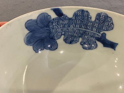 A Chinese blue and white 'Bleu de Hue' bowl from a royal mission for the Vietnamese market, Tân Sửu 辛丑 mark, dated 1841 — photo 2