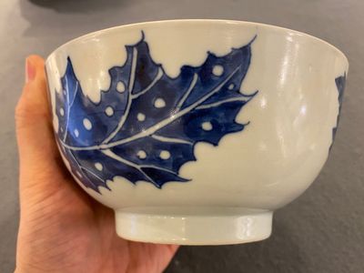 A Chinese blue and white 'Bleu de Hue' bowl from a royal mission for the Vietnamese market, Tân Sửu 辛丑 mark, dated 1841 — photo 8