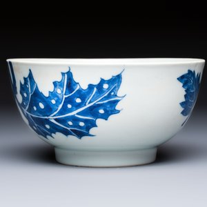 A Chinese blue and white 'Bleu de Hue' bowl from a royal mission for the Vietnamese market, Tân Sửu 辛丑 mark, dated 1841 — photo 2