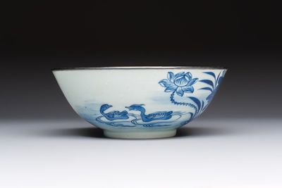 A Chinese blue and white 'Bleu de Hue' bowl with mandarin ducks in a lotus pond and a poem, Ngoan Ngoc 玩玉 mark, 19th C.
