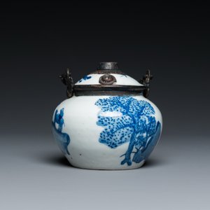 A Chinese blue and white 'Bleu de Hue' waterpipe for the Vietnamese market, Tho mark, 19th C. — 照片 2