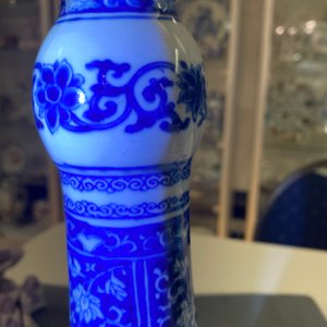 A Chinese blue and white bottle vase in Transitional style, Kangxi — photo 19