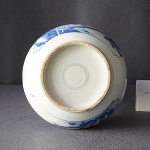 A Chinese blue and white bottle vase, Kangxi — photo 10