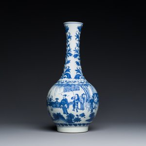 A Chinese blue and white bottle vase, Transitional period — 照片 2