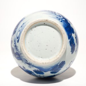 A Chinese blue and white bottle vase, Transitional period — photo 6