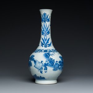 A Chinese blue and white bottle vase, Transitional period — 照片 4