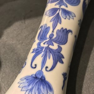 A Chinese blue and white bottle vase, Transitional period — 照片 15
