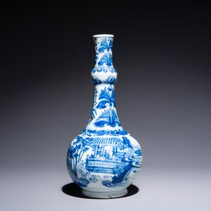 A Chinese blue and white bottle vase with narrative design — photo 1