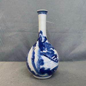 A Chinese blue and white bottle vase with riders on horseback, Kangxi — 照片 12