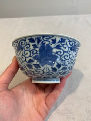 A Chinese blue and white bowl and a covered ink paste box, Guangxu and Jiangxi Ciye Gongsi mark, 19/20th C. — photo 4