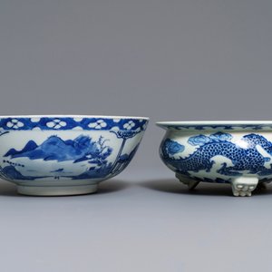 A Chinese blue and white bowl and a 'dragon' incense burner, 19th C. — 照片 3