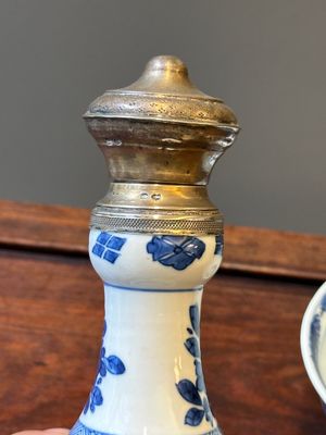 A Chinese blue and white bowl and a silver mounted vase, Shen De Tang Zhi 慎德堂製 mark, Kangxi — 照片 17