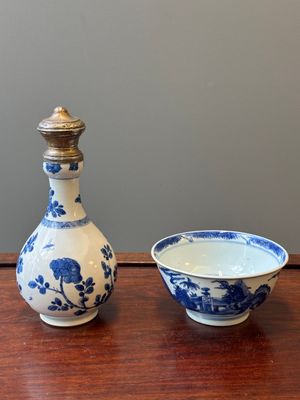 A Chinese blue and white bowl and a silver mounted vase, Shen De Tang Zhi 慎德堂製 mark, Kangxi — 照片 3