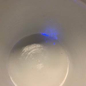 A Chinese blue and white bowl and cover with antiquities design, Kangxi — 照片 13