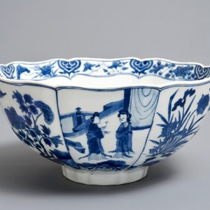 A Chinese blue and white bowl with figurative and floral panels, Chenghua mark, Kangxi — 照片 1