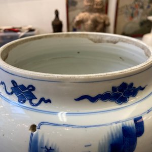 A Chinese blue and white bowl with figures in a landscape, Kangxi — photo 21
