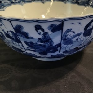 A Chinese blue and white bowl with figures, Kangxi, and a klapmuts crane bowl, probably Wanli — 照片 19
