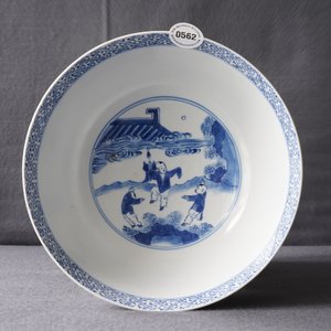 A Chinese blue and white bowl with floral and narrative panels, Kangxi mark and of the period — photo 13