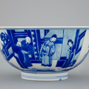 A Chinese blue and white bowl with six-character mark of Chenghua, Kangxi — photo 3