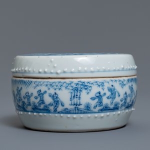 A Chinese blue and white box and cover with figurative design, Kangxi/Yongzheng — 照片 5