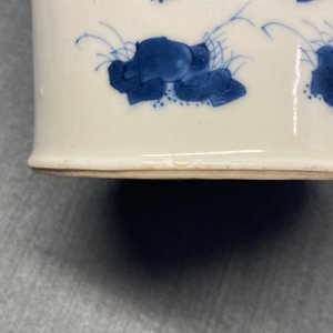 A Chinese blue and white brush pot, Chenghua mark, Kangxi — 照片 21