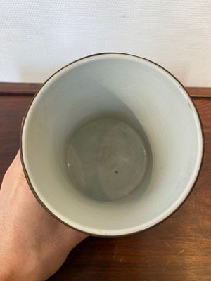 A Chinese blue and white brush pot, Kangxi mark, 19th C. — photo 5