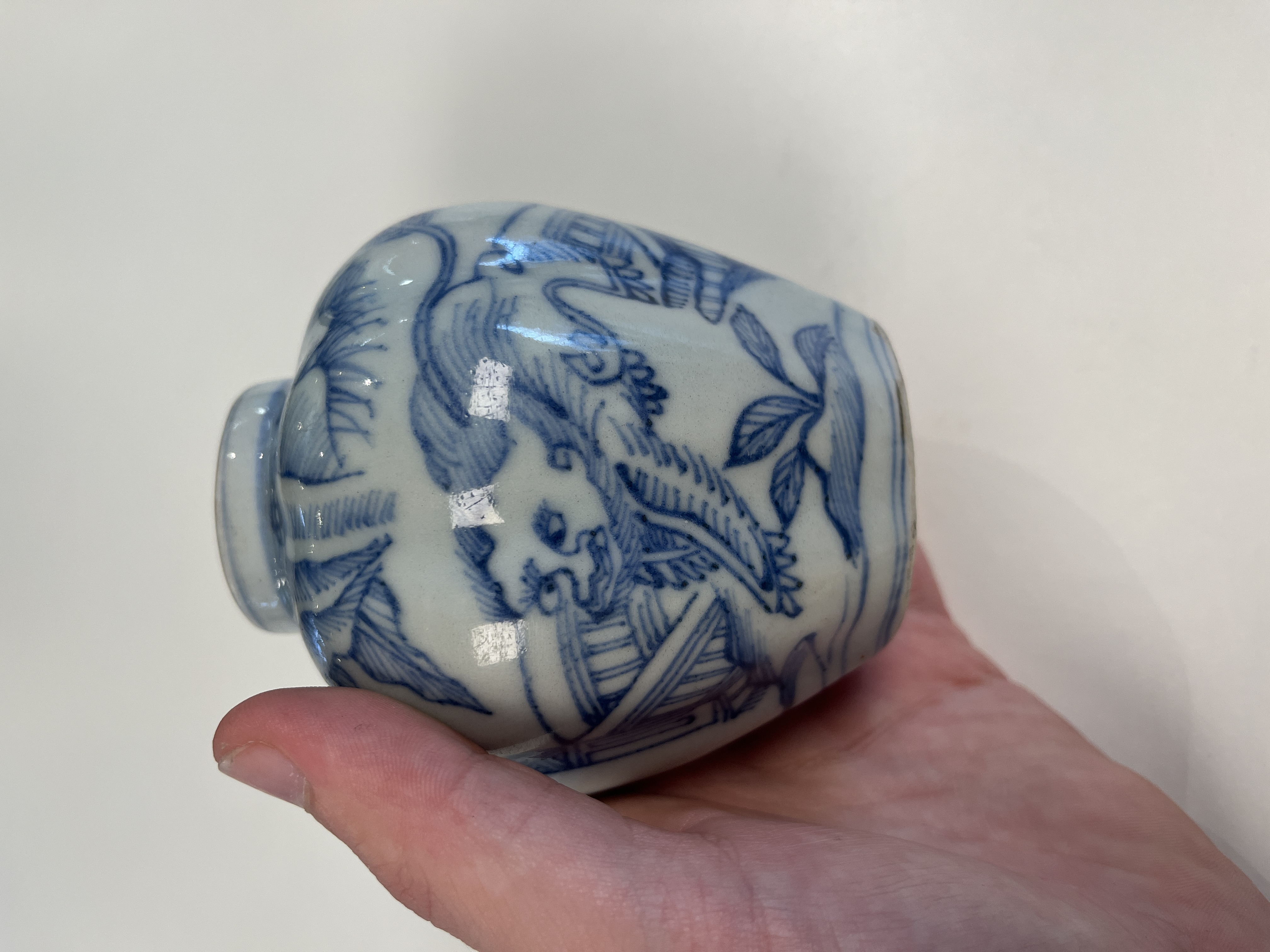 A Chinese blue and white 'Buddhist Lion' jarlet — foto 1