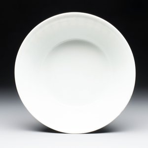 A Chinese blue and white 'calligraphic ' bowl and a plate, Bao Zhu Li Ji 寶珠利記 and Man Tang Fu Ji 滿堂福記 mark, 19th C. — photo 6