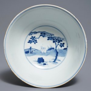 A Chinese blue and white 'Cao sisters' bowl, Chenghua mark, Kangxi — photo 5
