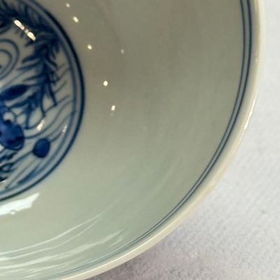 A Chinese blue and white 'Carp' bowl — foto 9